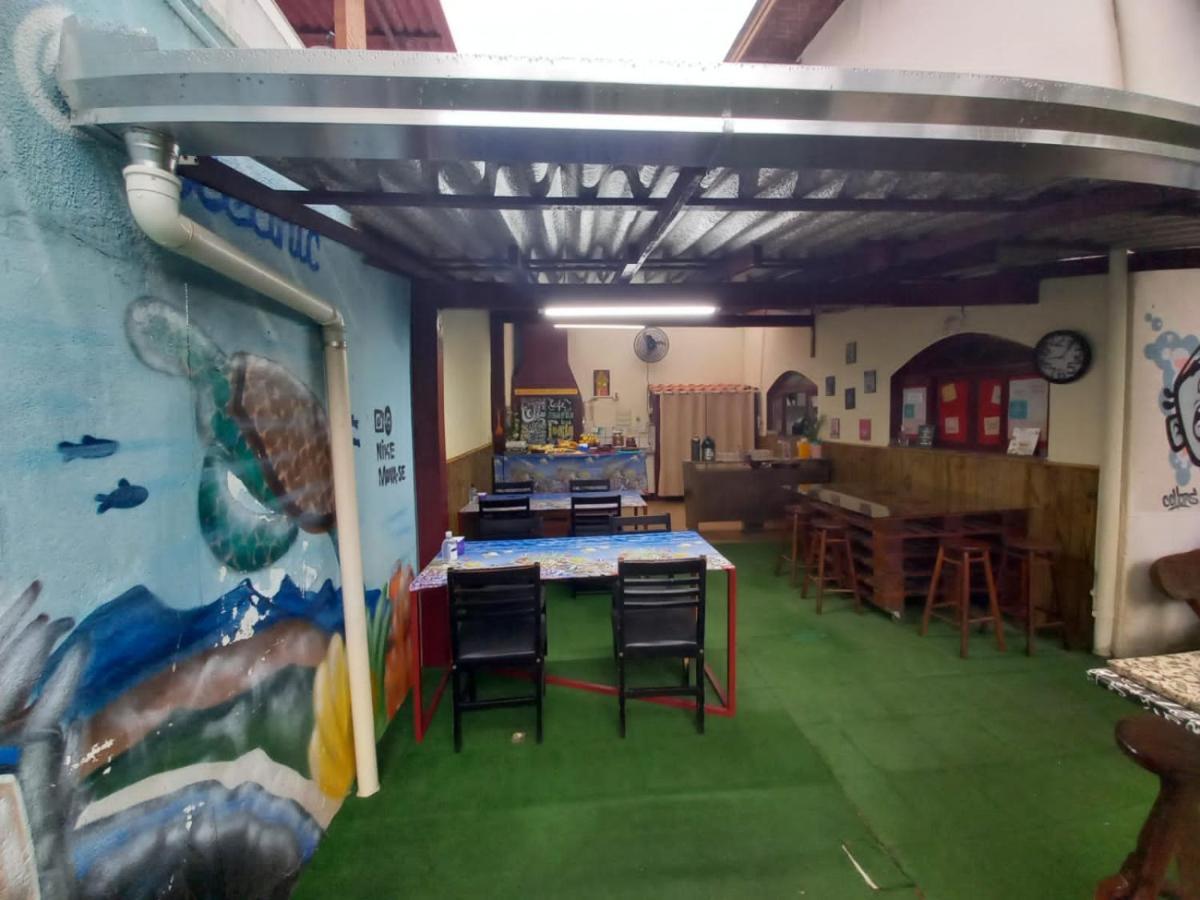 Oceanic Hostel Balneário Camboriú Eksteriør bilde