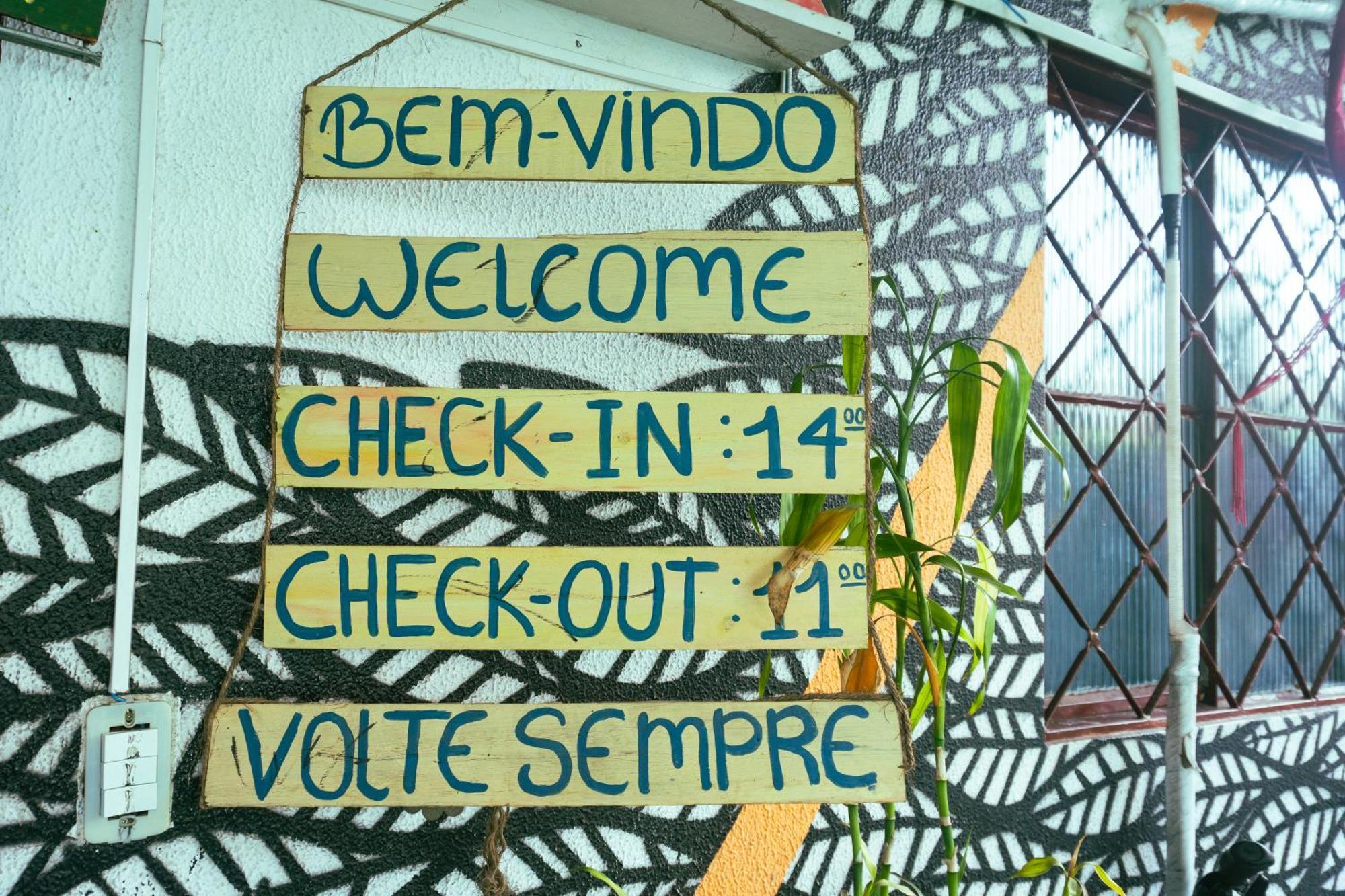 Oceanic Hostel Balneário Camboriú Eksteriør bilde