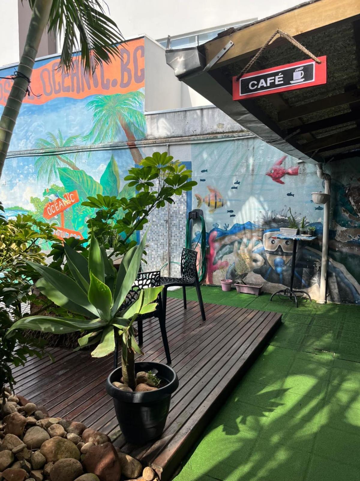 Oceanic Hostel Balneário Camboriú Eksteriør bilde